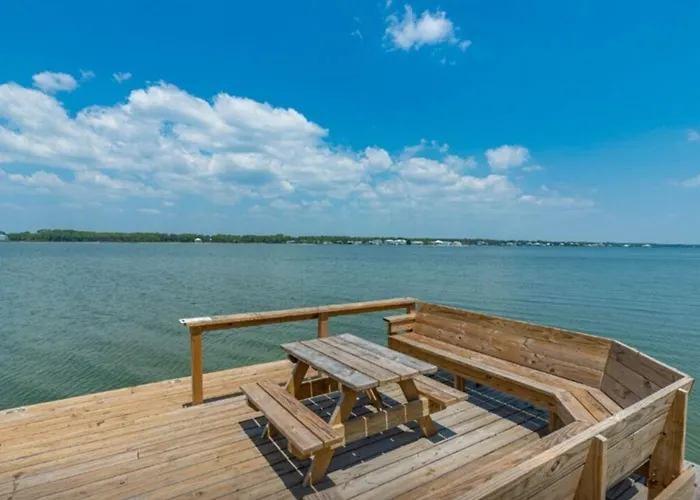 Summer House West B B105